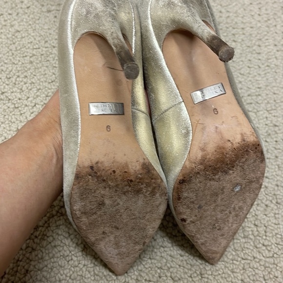 WORN - BEST OFFER USED BADGLEY MISCHKA PUMPS PRE-OWNED 6 - Picture 7 of 9
